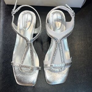Bandolino Silver Primadon3 Sandals